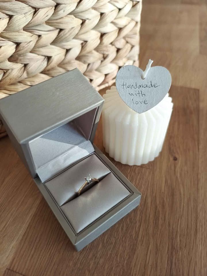 Anelli: Neu Natural Diamond Ring 18K Gold – Nuovo e nell'imballaggio originale da Birmensdorf ZH venduto da Nanu-R 5