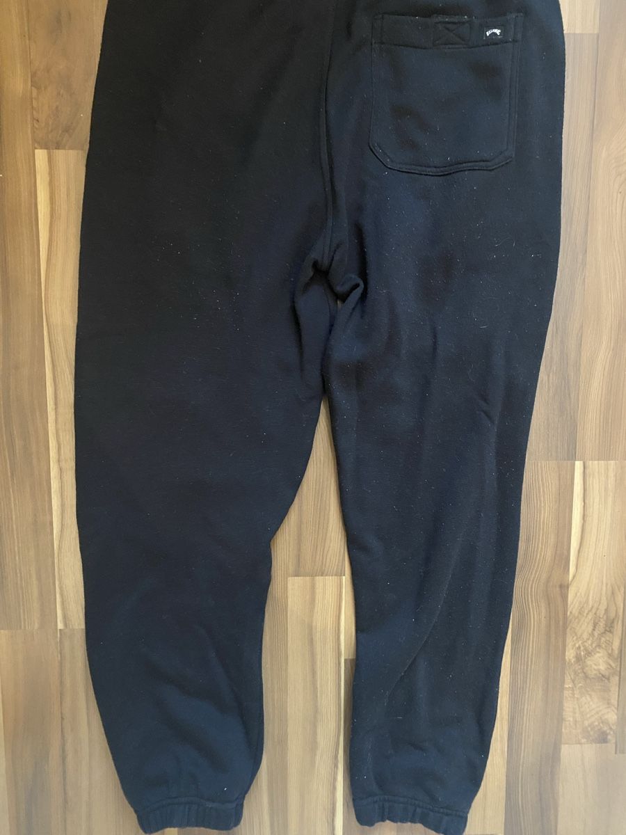 Billabong Hosen: Billabong Trainerhose, Grösse M – Gebraucht aus Zürich von luk_jz5t 1