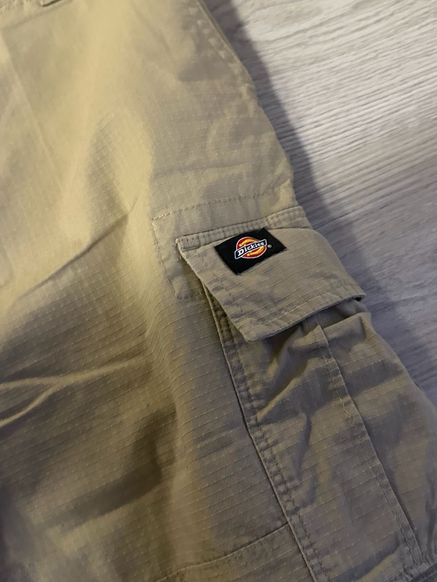Pantaloni: Dickies Hose, Cargo, Grösse W33, Beige – Usato da Zürich venduto da kri_hy6t 2