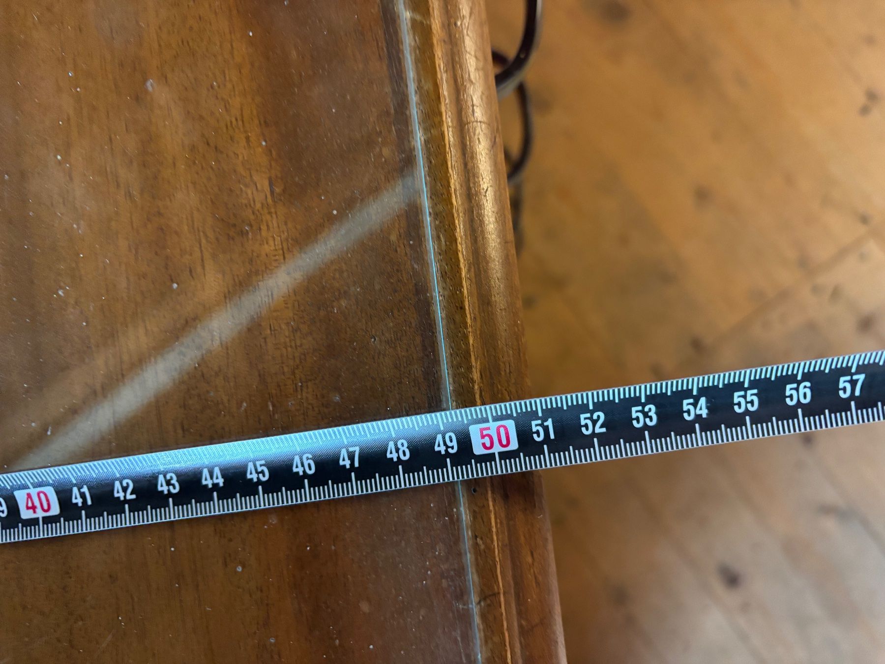 Cassettiere: Buffet Schrank, Holz, Vintage, mit Glasplatte – Usato da Neuenegg venduto da Carhunt9 4