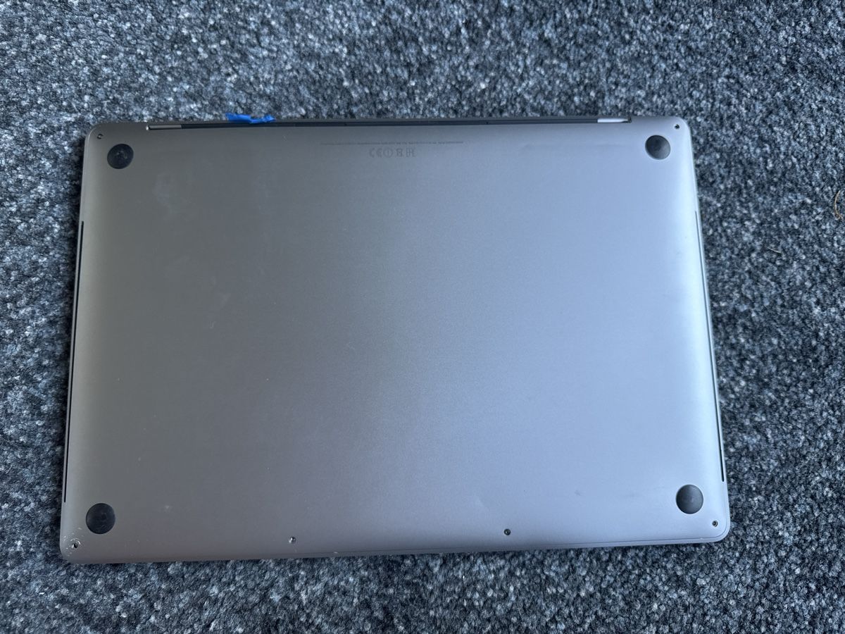 Apple Notebooks: Apple MacBook Pro 15" – Defekt aus Adliswil von Busys 5