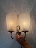 Alte Lampe für Wand, Glas / Messing