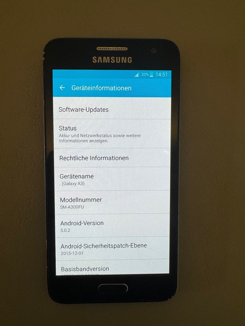 Samsung Telefoni cellulari / Smartphones: Samsung Galaxy A3 – Usato da Adliswil venduto da Busys 1