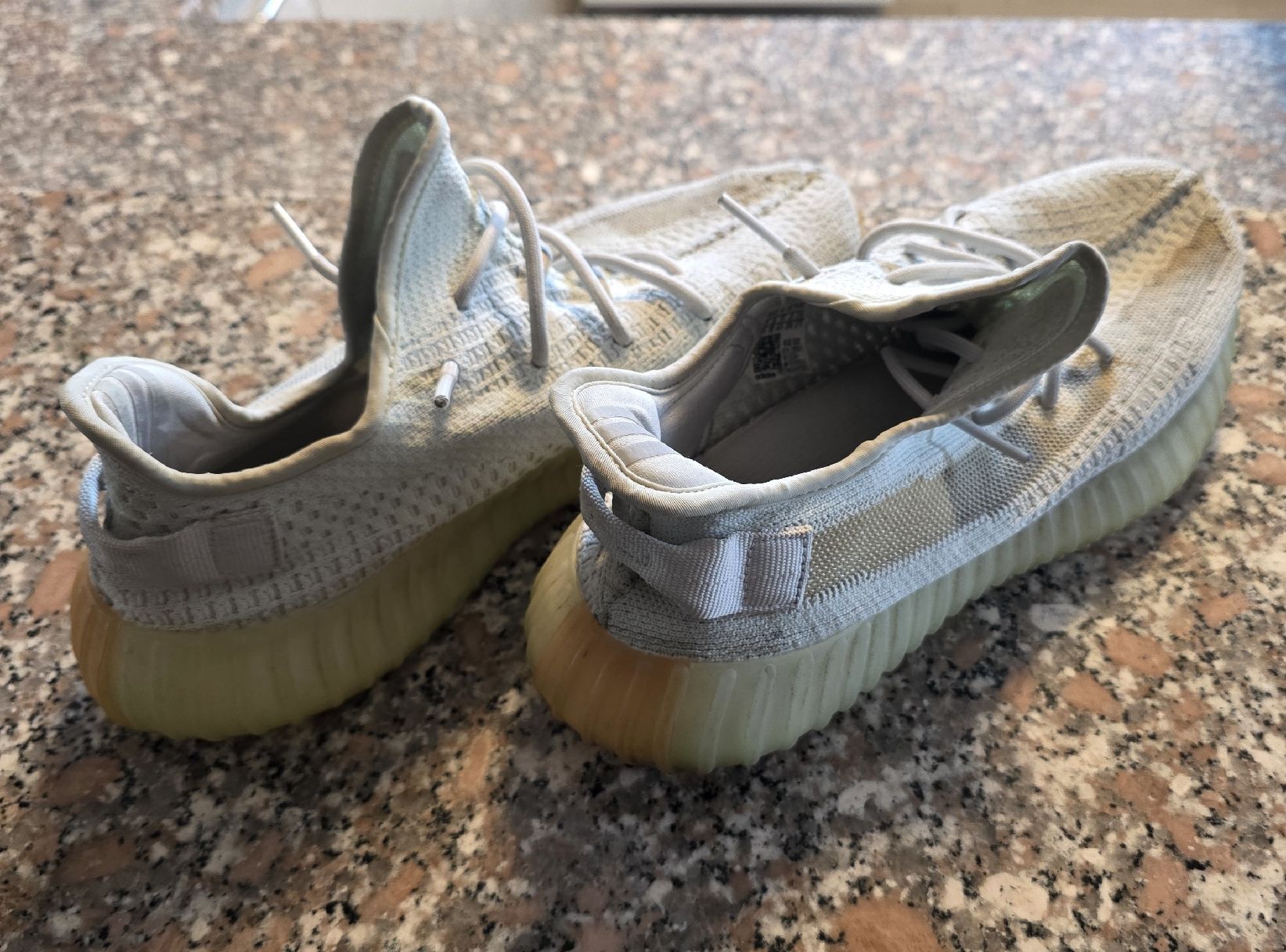 Adidas Scarpe da uomo: Adidas Yeezy Boost 350 V2 "Bone" – Usato da Aarau venduto da ST33 1