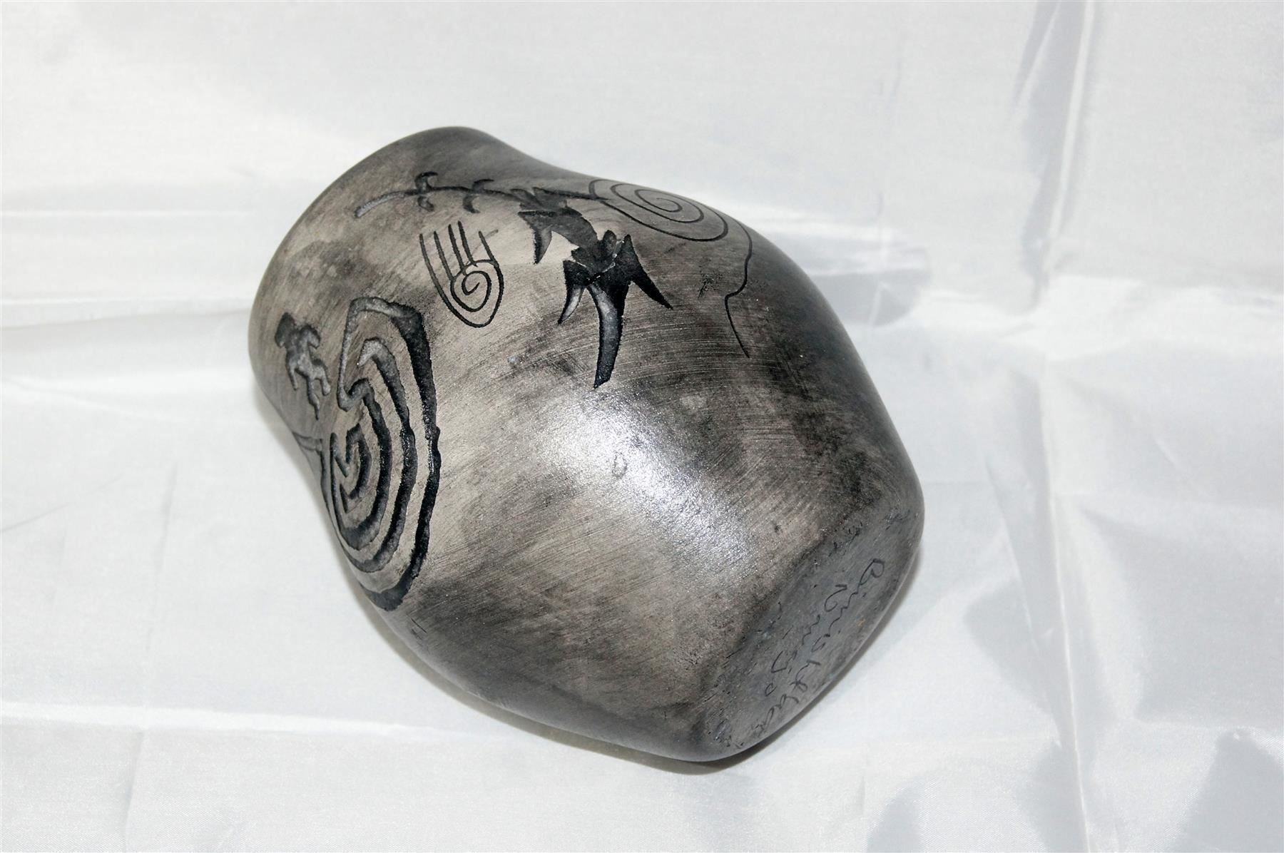 Vasi & Recipienti: Seltene Navajo-Keramik in grau – Usato da Geroldswil venduto da ARTEFACTO 7
