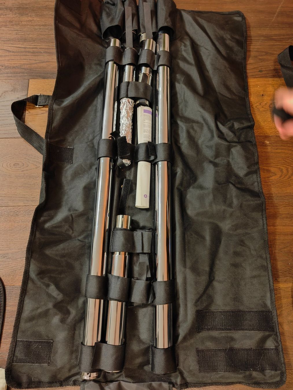Hometrainer: Poledance Stange X-Pole Xpert – Gebraucht aus Schänis von mel_hhn6 3