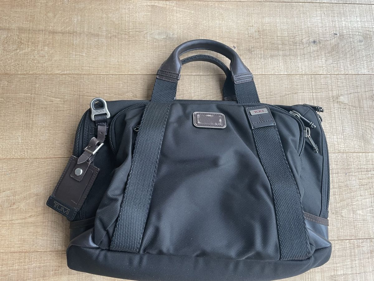 Tumi Borse: TUMI Alpha Bravo Hansen Laptoptasche 40cm – Usato da Horw venduto da cipivts