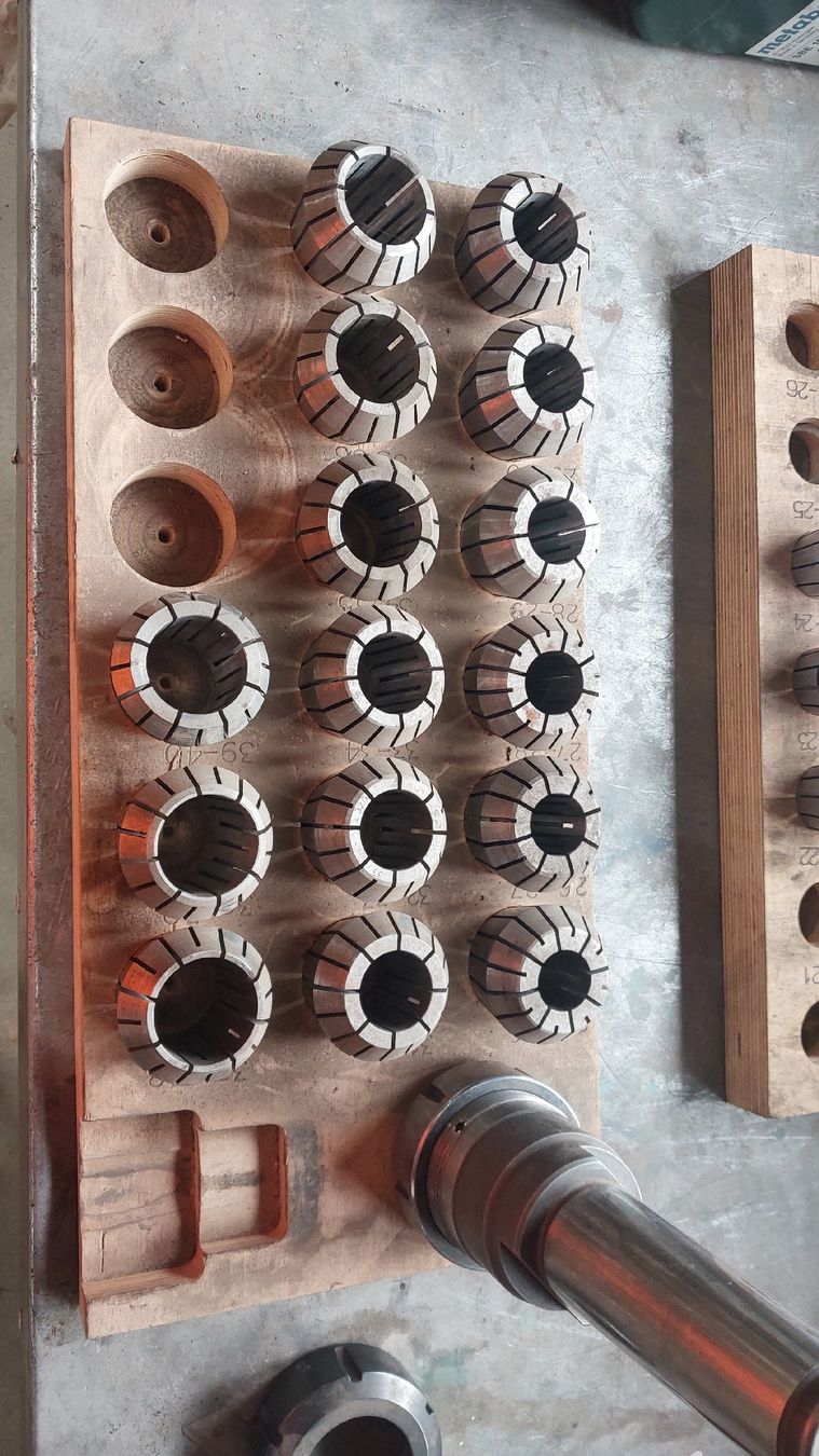 Altro per industria metallurgica: outil de fraisage – Usato da Martigny venduto da duchoud.l 1