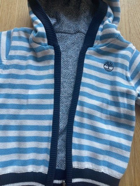 Pullover & Sweatshirts: TIMBERLAND  doppelseitiger Kapuzenpullover Gr. 67 cm (6 M) – Gebraucht aus Basel von PinkPong 1
