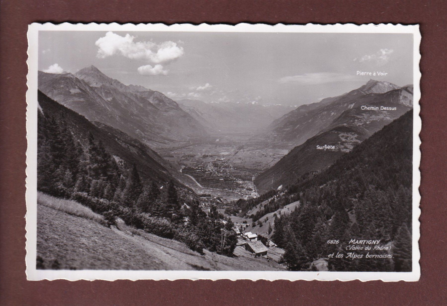 Cartoline postali: MARTIGNY - Vallée du Rhône – Usato da Pully venduto da nicecards