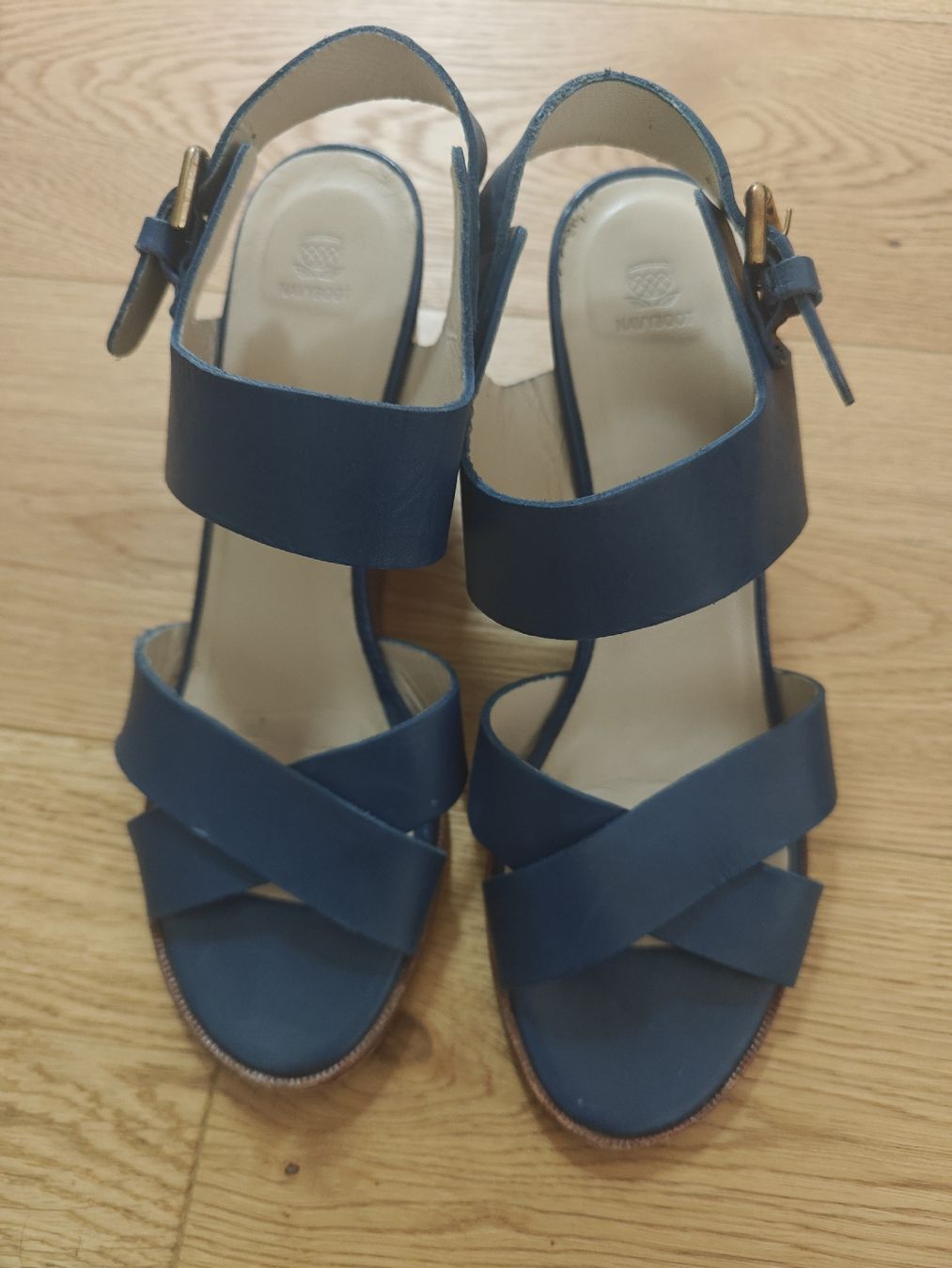 Navyboot Scarpe da donna: Navyboot Gr 39 blau Lederwedges Sandalen – Usato da Menzingen venduto da tschey-tschey 1