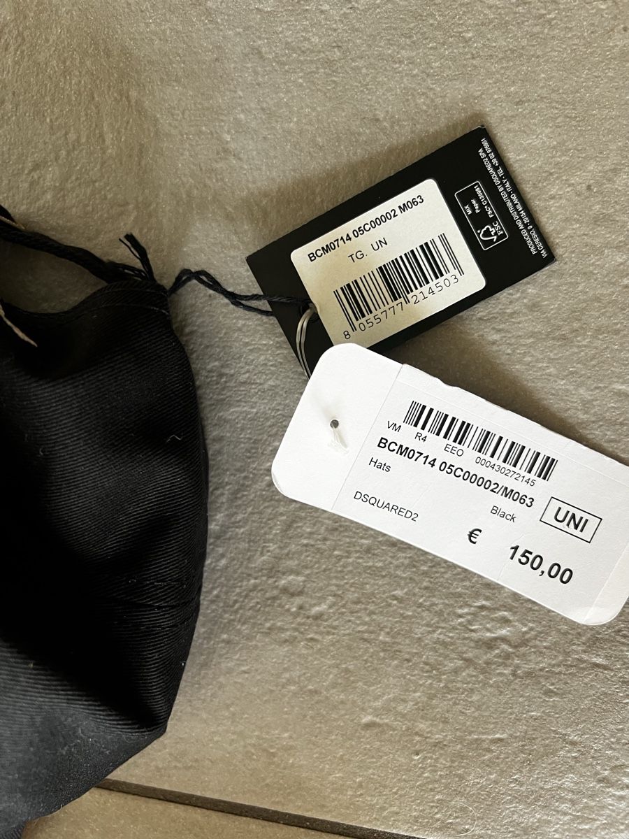 Dsquared2 Chapeaux, bonnets & casquettes: Dsquared2 cappello nuovo – Neuf avec emballage d'origine à Mendrisio par fly_9wzx 2