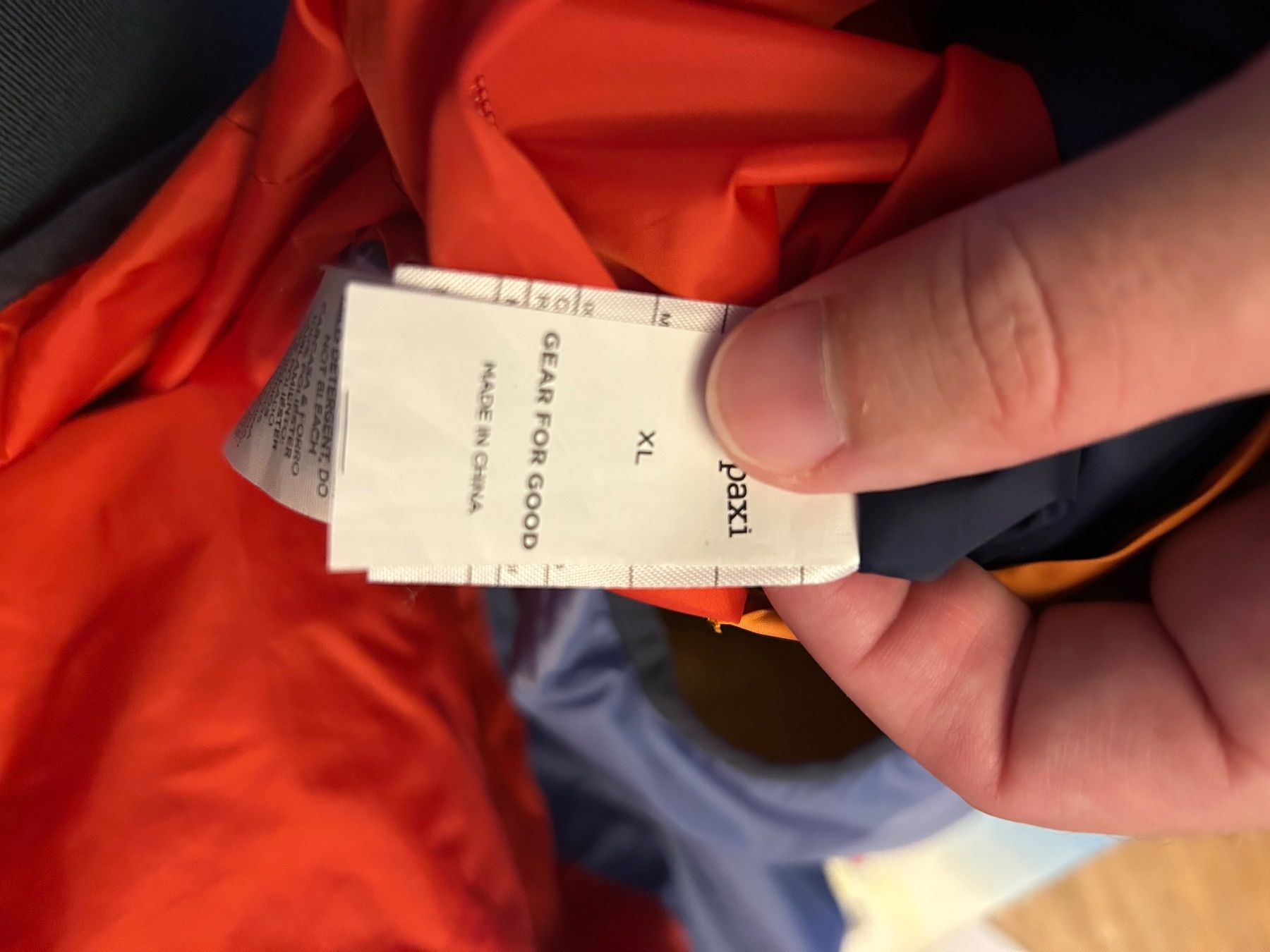 Cotopaxi Pulls & Sweat-shirts: Cotopaxi Reversible Hoodie – D'occasion à Cham par 9inches 2