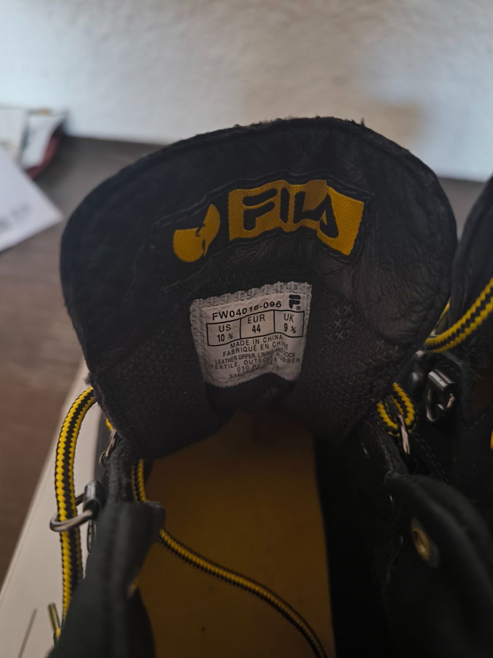 Fila Scarpe da uomo: Fila Wutang Weathertech Boot – Nuovo (secondo la descrizione) da Zürich venduto da Perpetualwatches 3