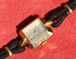 Montre vintage femme CLUB mécaniq. SWISS Or plaque, def. 1.0