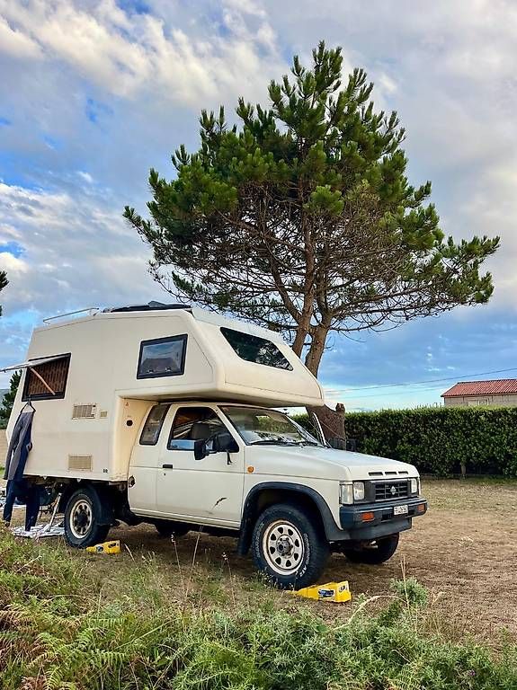 Veicoli da campeggio: Pick Up cellule aménagé camper 4x4  – Usato da Chesières venduto da henchozc