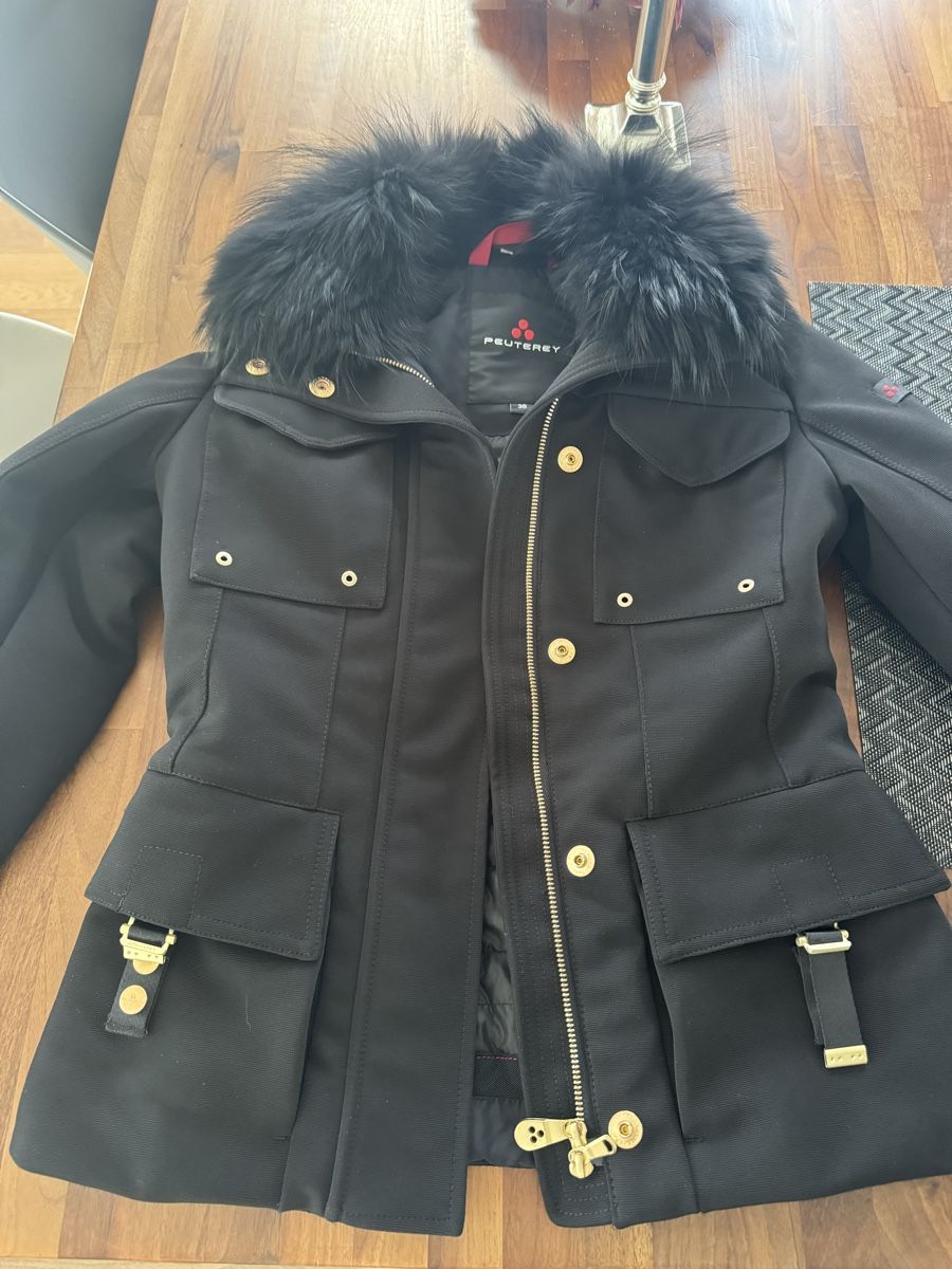 Peuterey Jacken: Winterjacke Peuterey – Neu (gemäss Beschreibung) aus Rotkreuz von Mini_mela33