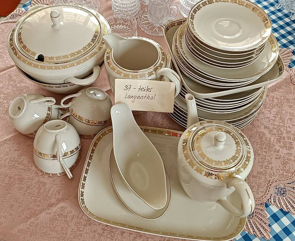 Set di piatti: 37-teiliges Porzellanset – Usato da Roggwil TG venduto da sunbug