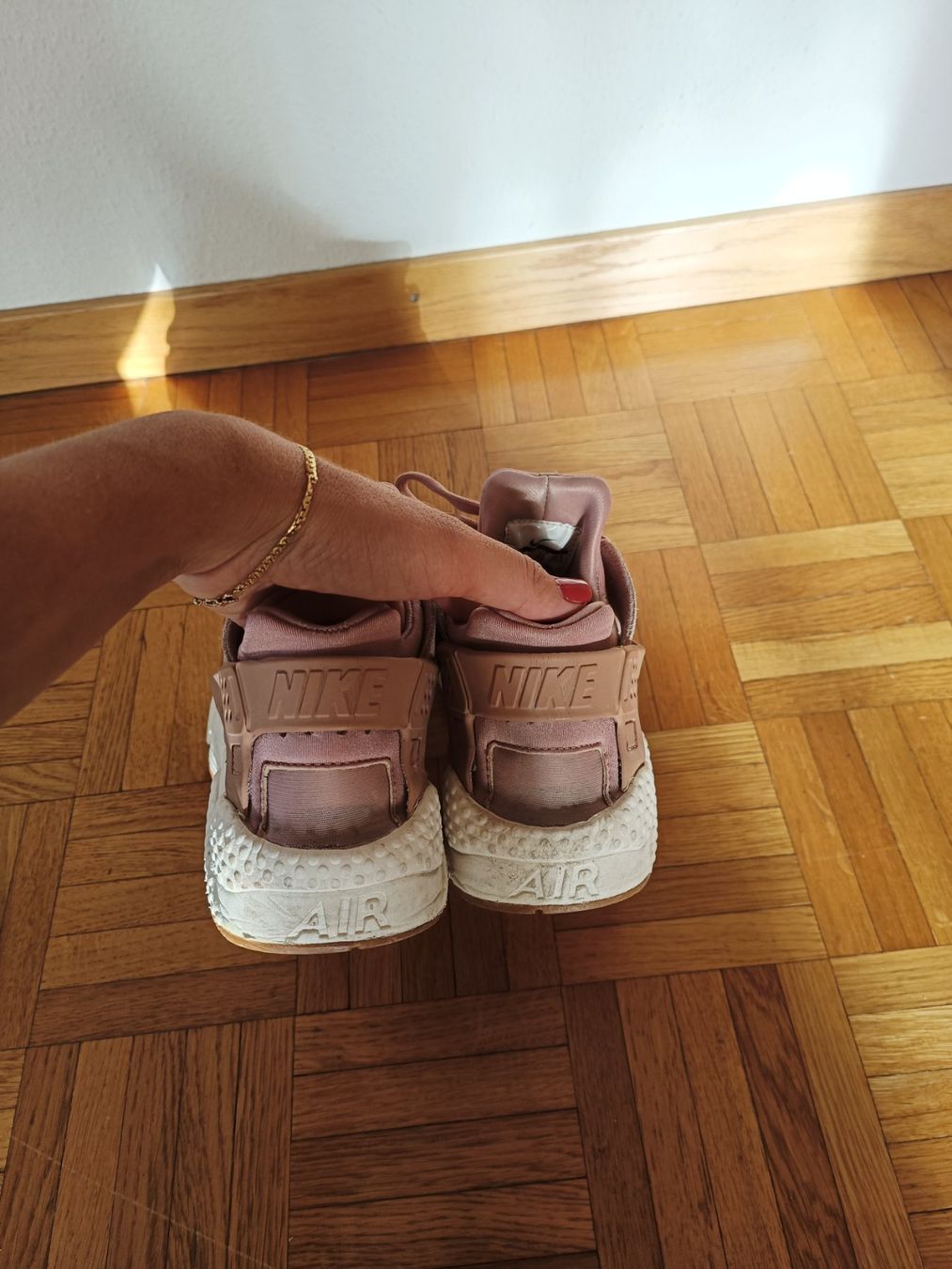 Nike Scarpe da donna: Nike – Usato da Meilen venduto da Inessa11 2