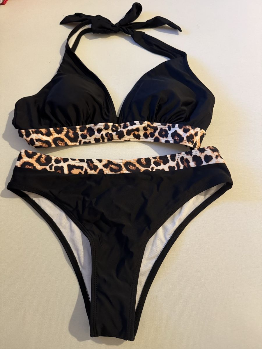 Badekleider & Bikinis: Schwarzer Bikini mit Leoprint, Grösse M, neuwerti. – Neu (gemäss Beschreibung) aus Zürich von Selina_Hi
