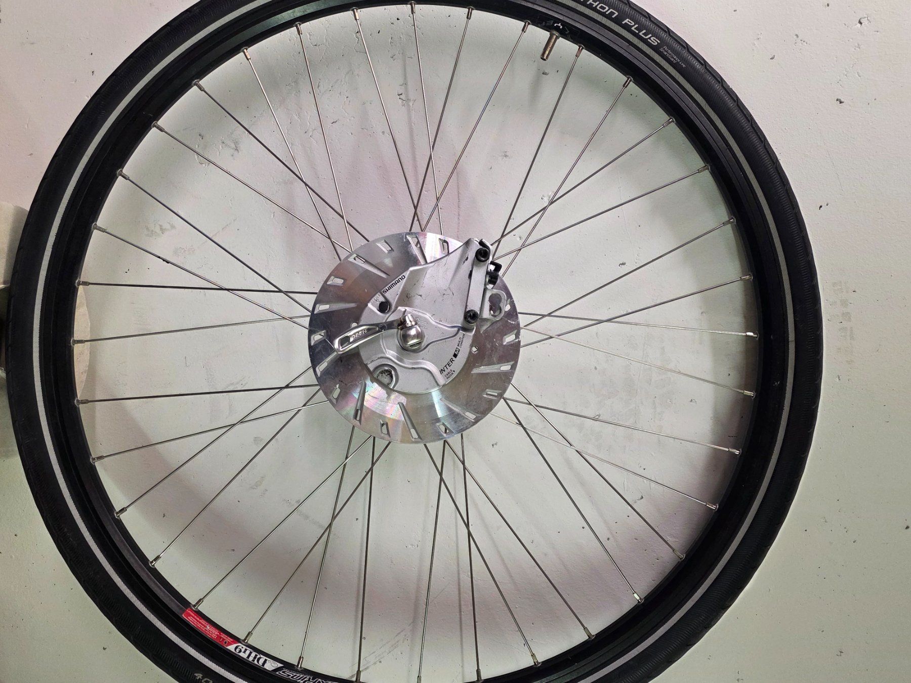 Shimano Pezzi di ricambio: Shimano Vorderrad Dinamo Rollerbremse 28 – Usato da Buchs SG venduto da MATGEOMAR 1