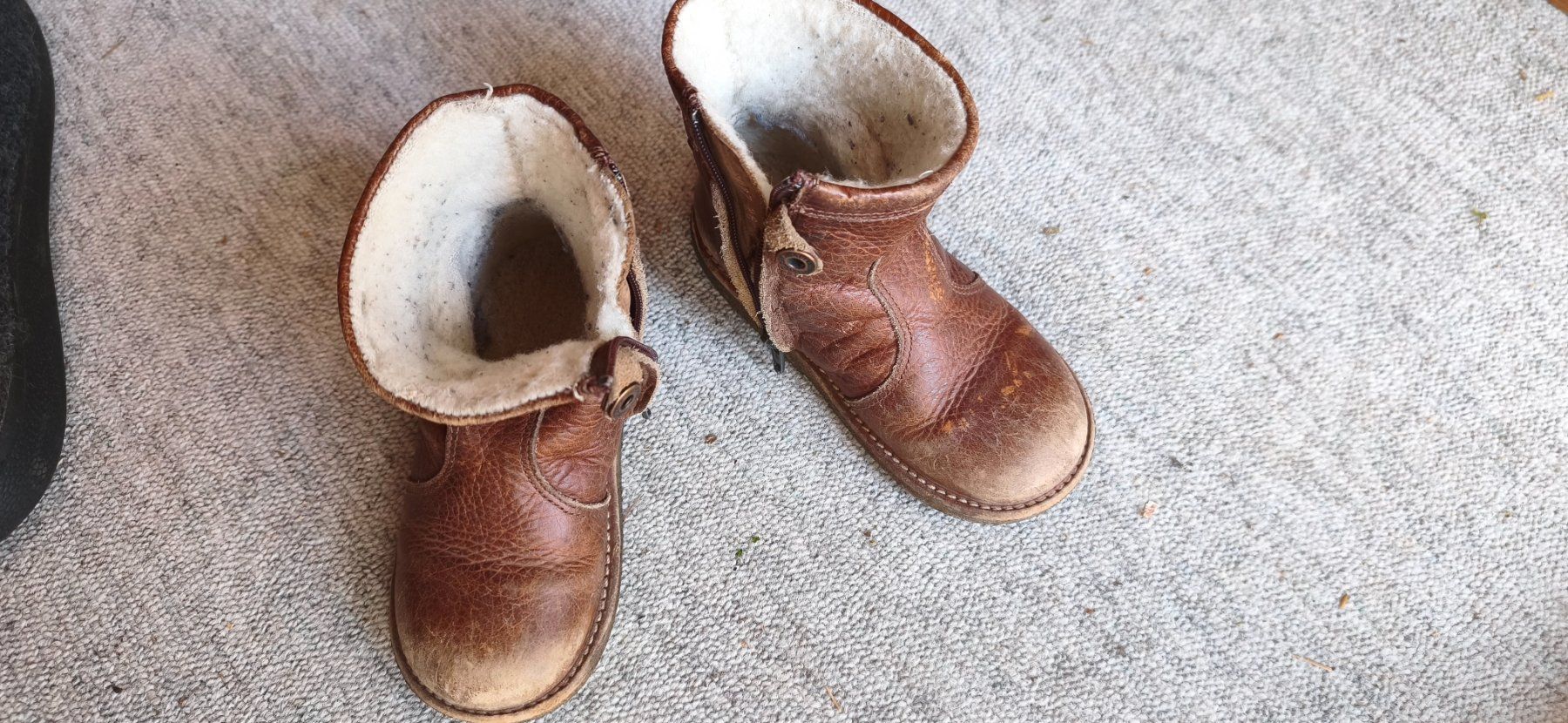 Scarpe da uomo: Lederstiefel Winter Kinder – Usato da Winterthur venduto da OldShatterhand1.