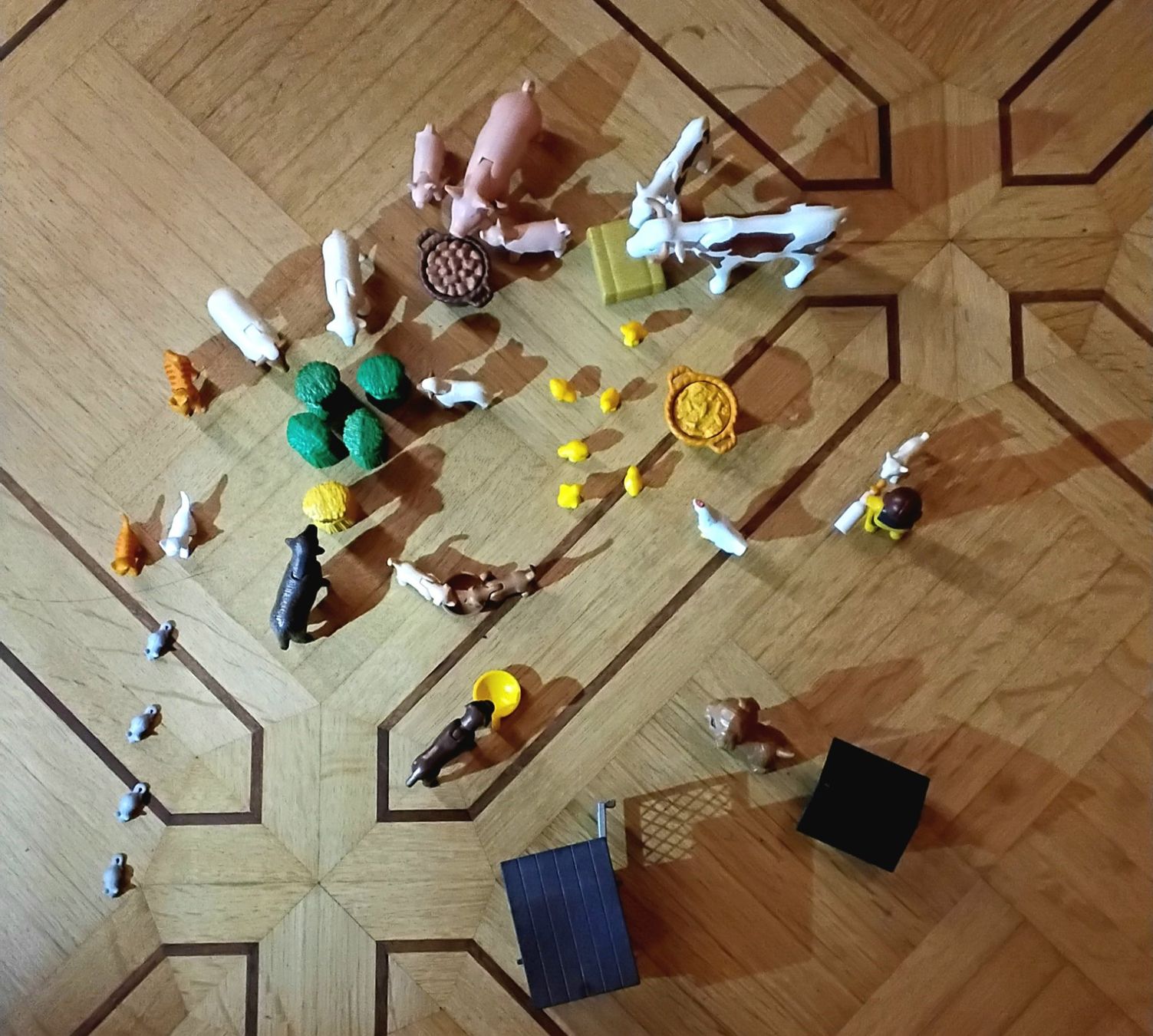 Playmobil Spielzeuge: PLAYMOBIL - Différents thèmes – Gebraucht aus Evilard von xavmaure 2