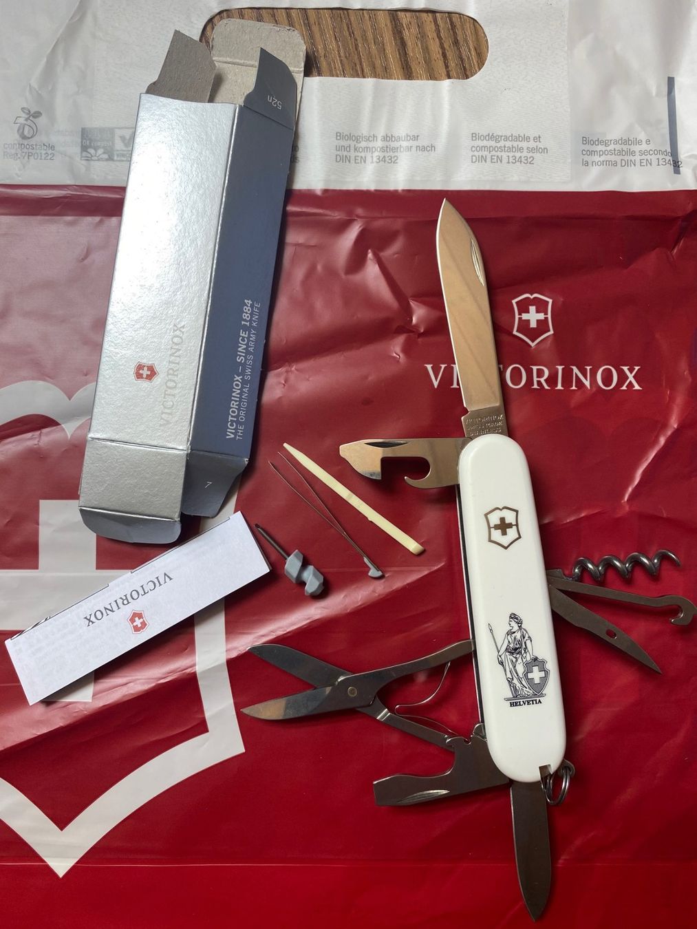 Victorinox Coltelli tascabile: Victorinox Helvetia Climber NEU – Nuovo e nell'imballaggio originale da Dallenwil venduto da jeni152