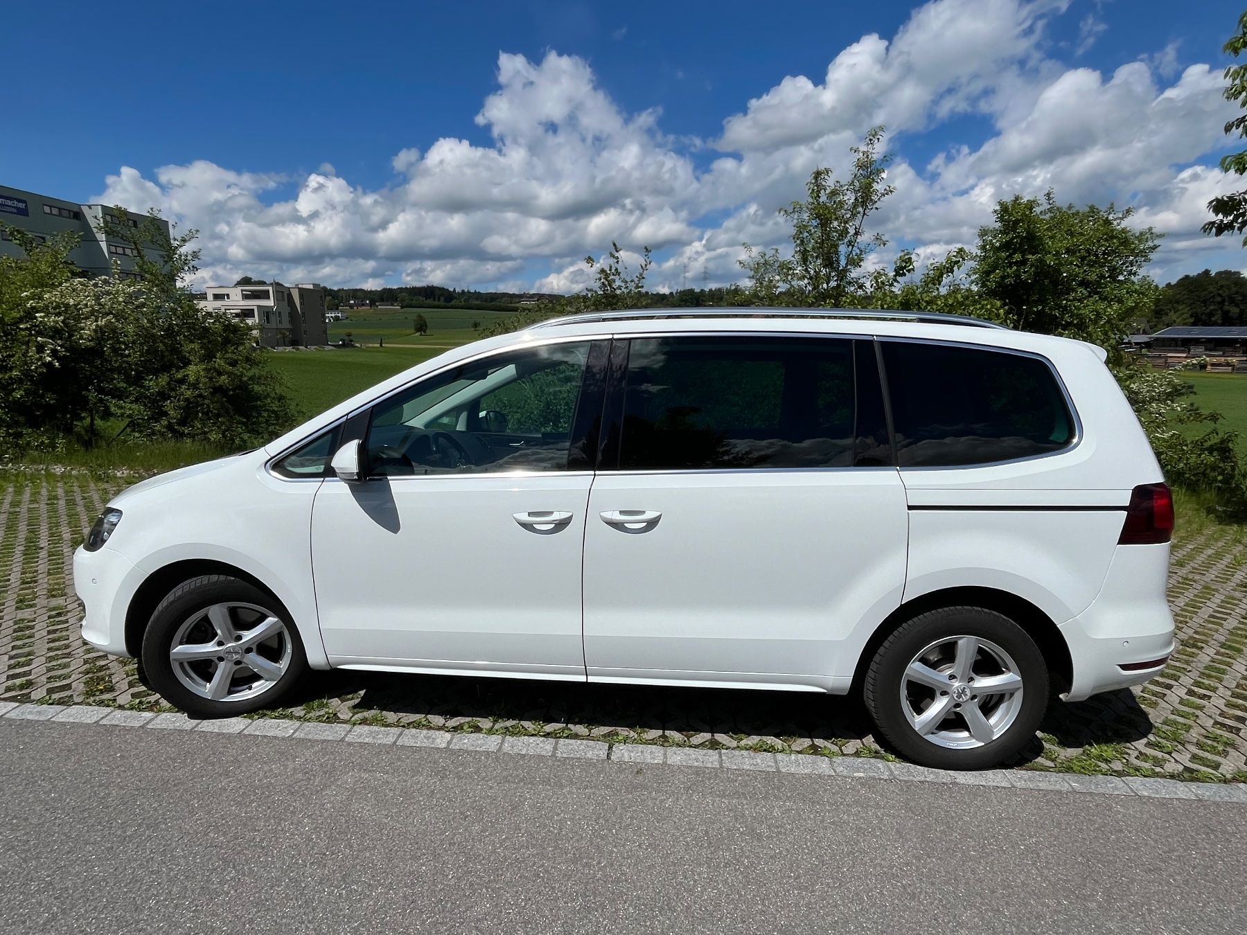 VW Automobili: VW Sharan – Usato da Rain venduto da SLL020307 2
