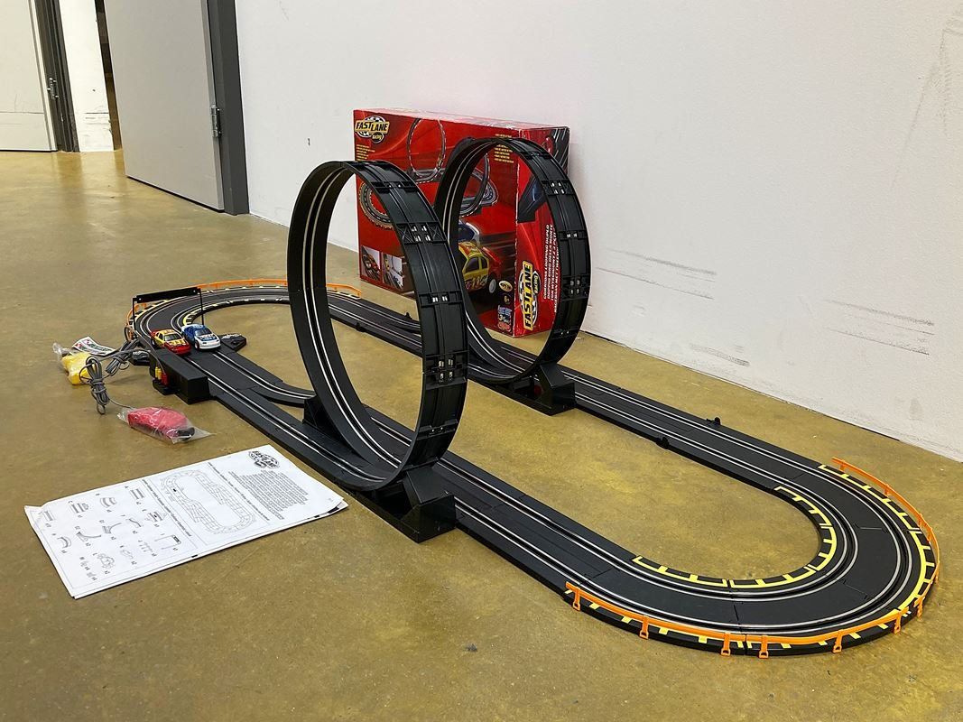 Piste: FASTLANE RACING | Twin Loop Racing | Rennbahn | 5m – Usato da Wittenbach venduto da Restwert_St-Gallen 2