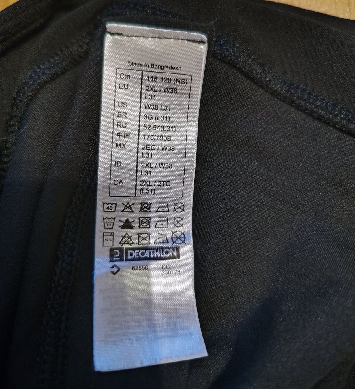Decathlon Leggings: Leggins 3/4 Grösse 2XL – Nuovo (secondo la descrizione) da Reinach BL venduto da chilller92 1
