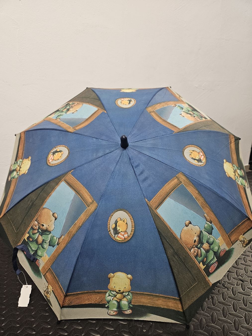 Sonstiges für Kind & Baby: Kinderschirm – Neu und originalverpackt aus Bergdietikon von Silbermond7