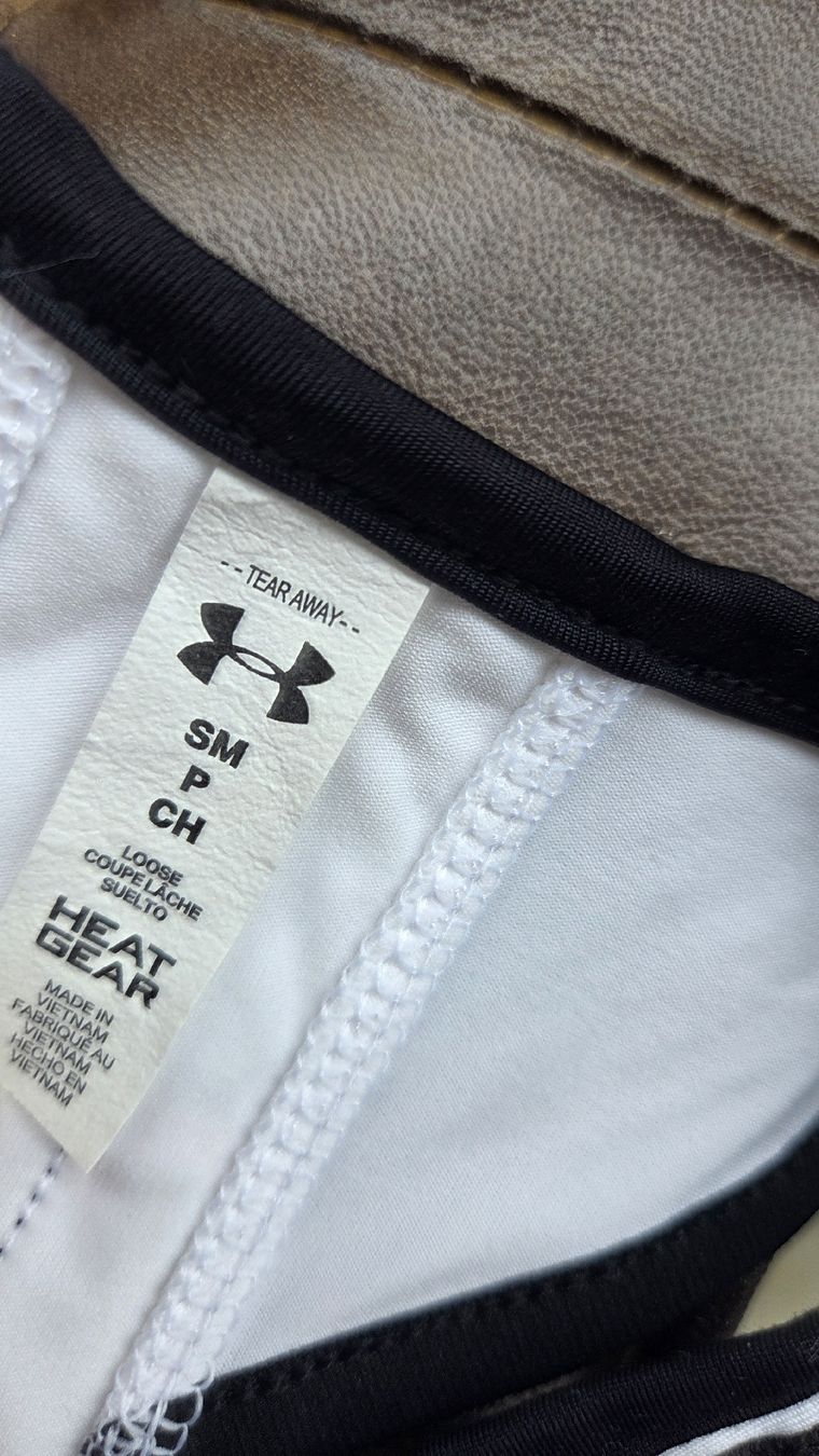 Under Armour Tops: Tanktop von Under Armour in S – Neu (gemäss Beschreibung) aus Kreuzlingen von MeinKleinesAtelier 2