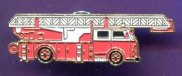 Feuerwehrauto  mit Drehleiter  