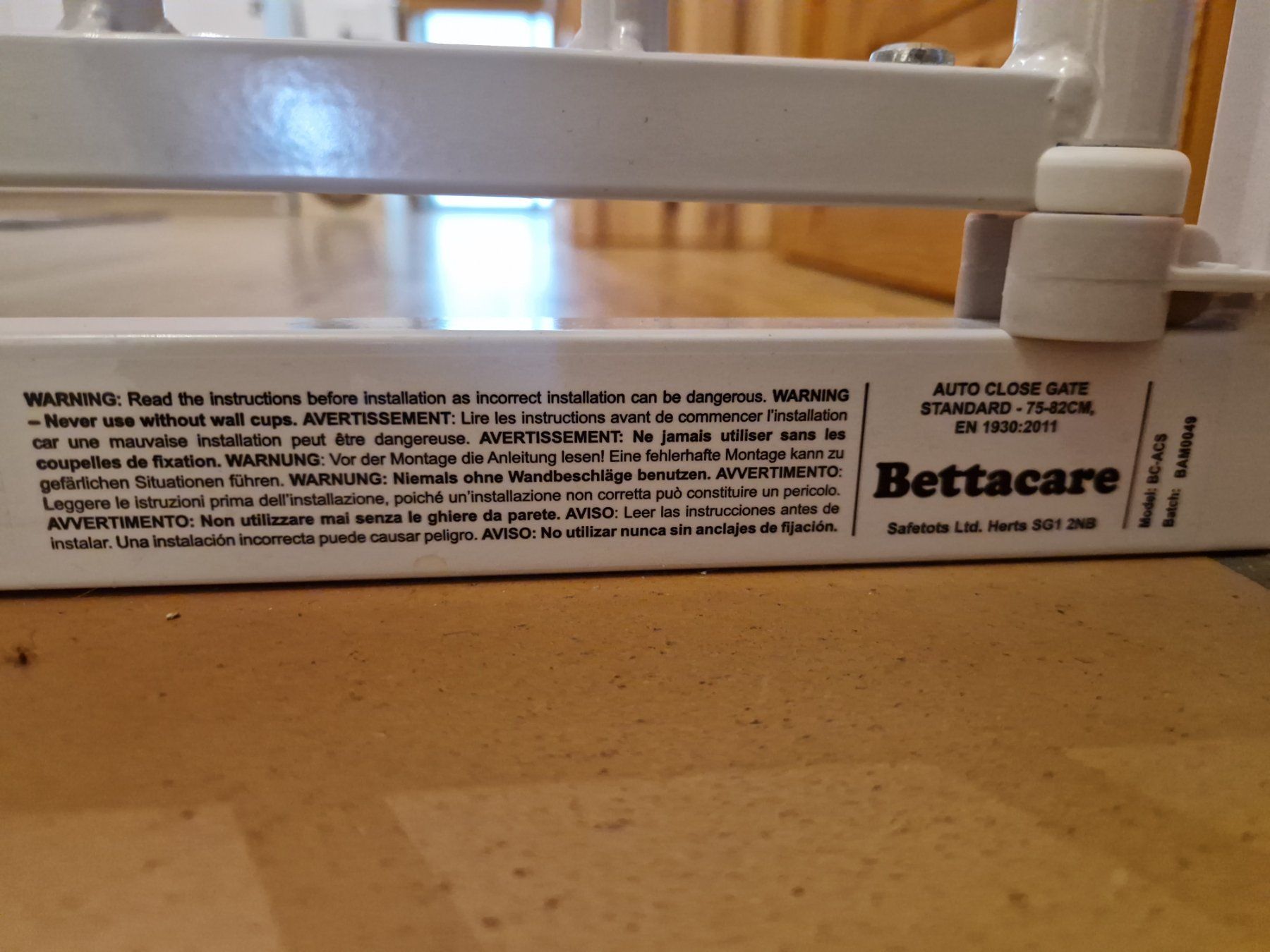 Sicherheit: Türschutzgitter Bettacare Auto-Close 75-82cm – Gebraucht aus Pratteln von Rookie 3