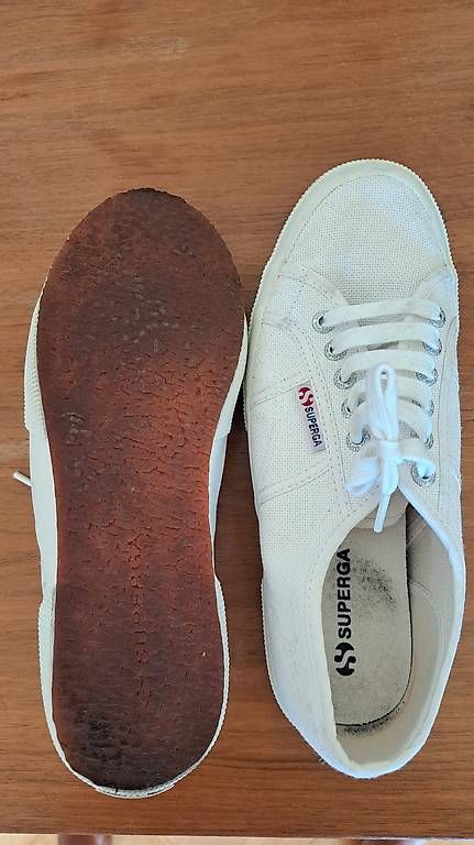 Damenschuhe: Superga 40 - weiss – Gebraucht aus Zürich von lis_6j76 1