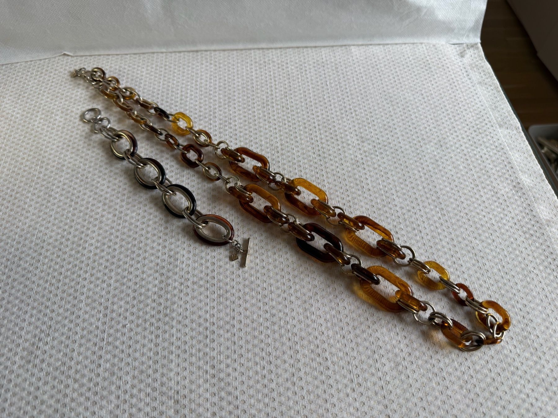 Colliers: Collier et Bracelet – D'occasion à Sion par accroshoes 1