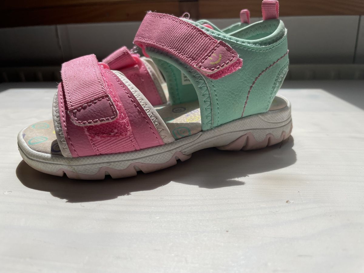 Scarpe per ragazze: Sandale Gr. 25 – Usato da Weinfelden venduto da Maurii15 1