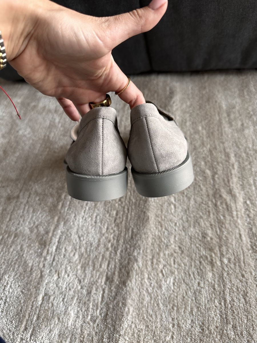 Scarpe da donna: Loafers / mocassins gris new – Nuovo e nell'imballaggio originale da La Croix (Lutry) venduto da secondhandZara 3