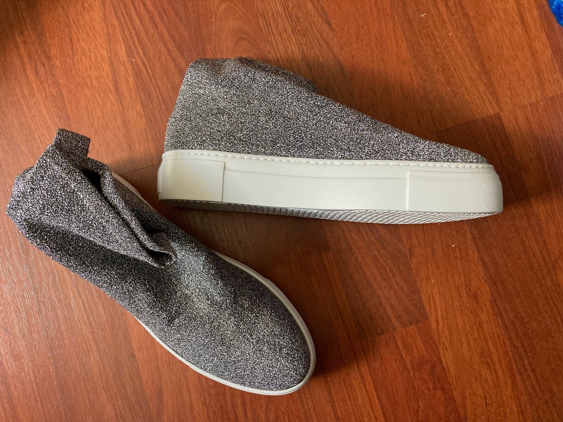 Globus Scarpe da donna: Sneaker silber-glänzend Stoff bequem – Nuovo e nell'imballaggio originale da Unterseen venduto da amj_zz7j 2