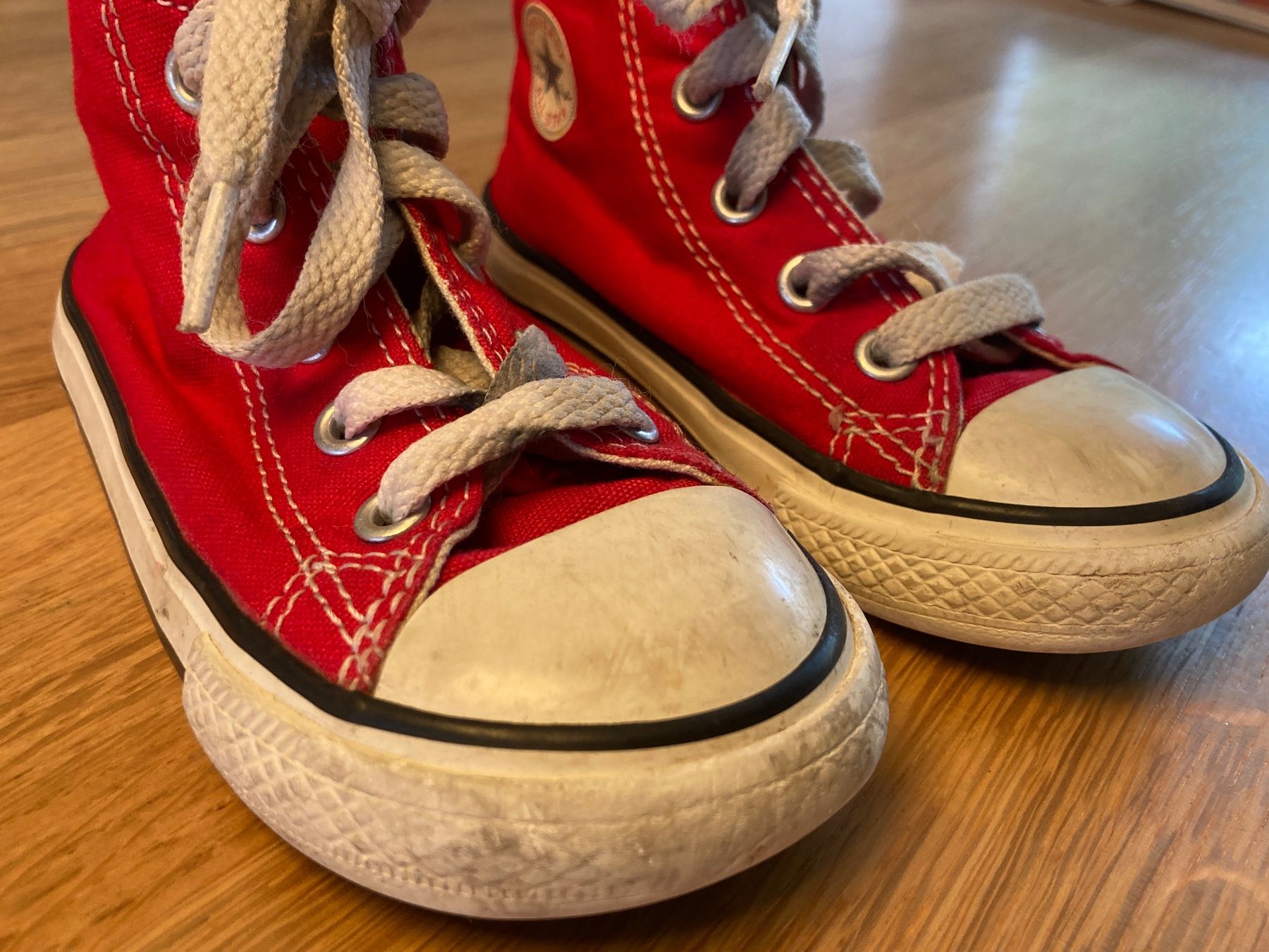 Converse Scarpe per ragazzi: Convers All Star Kinderschuhe Gr. 23 Rot – Usato da Kriens venduto da aloha19 4