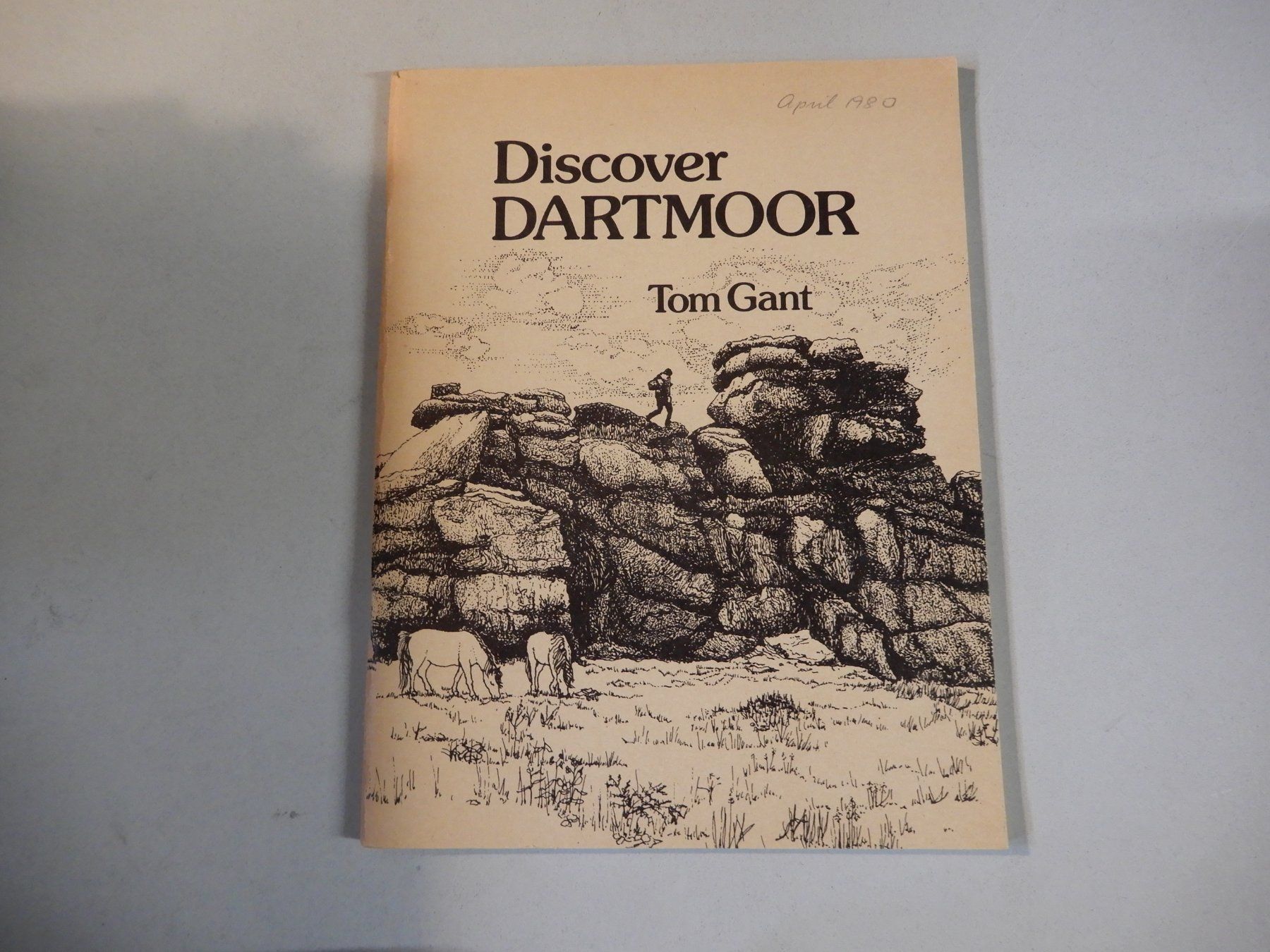 Bücher: Discover Dartmoor: Ein Reiseführer (Englisch) – Gebraucht aus Erstfeld von Mario_boe0