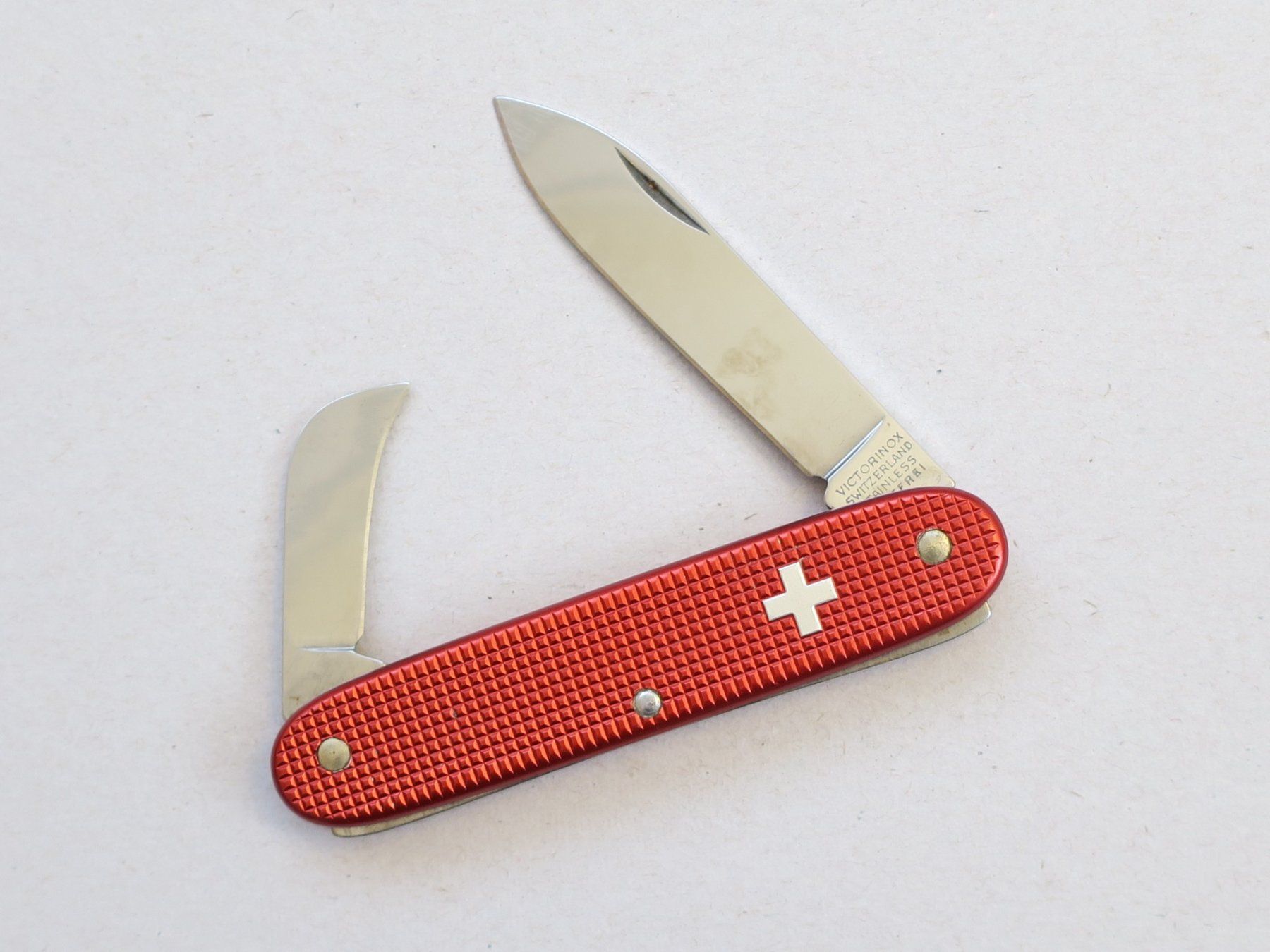Victorinox Couteaux de poche: Victorinox Pruner – D'occasion à Rümlingen par cont01