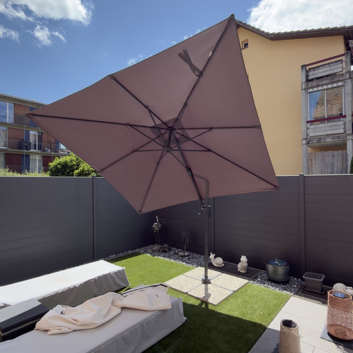 Sonnenschirme: Sonnenschirm anthrazit 250x250 mit Abdeckung – Gebraucht aus Tagelswangen von Acaillet 2