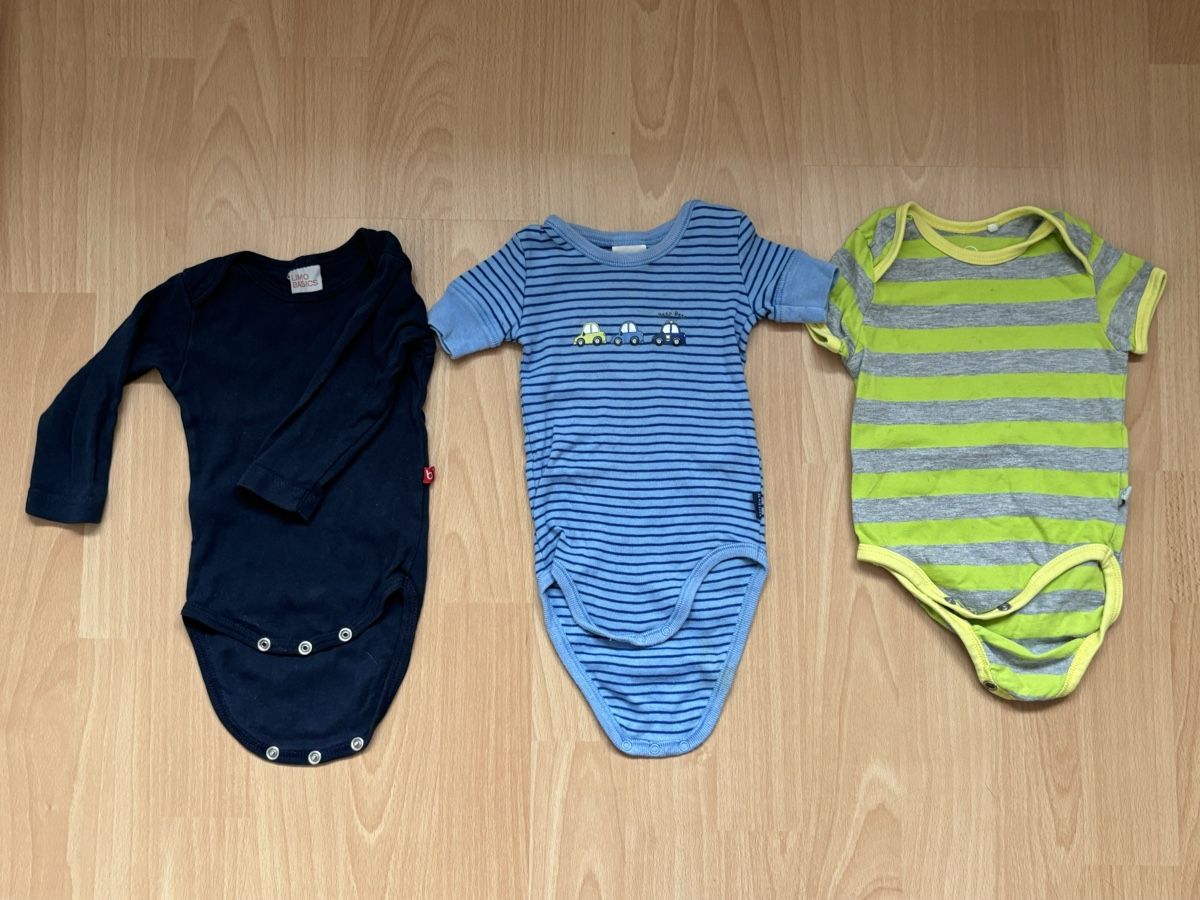 Lotti & Set di vestiti: 3x Bodys, Gr. 62 – Usato da Lyss venduto da 21rena