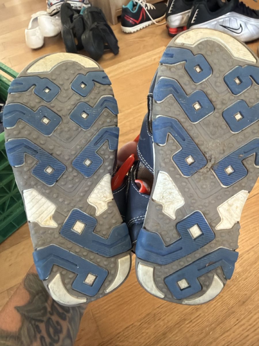 Schuhe für Jungen: sandalen gr 25 – Gebraucht aus Dietikon von limi06 2