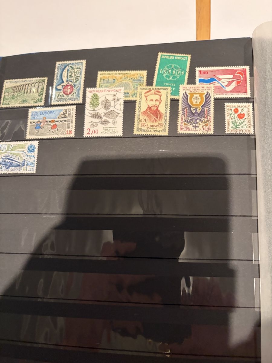 Tous les timbres: Timbres divers de divers pays  – D'occasion à Echallens par JAR69 4