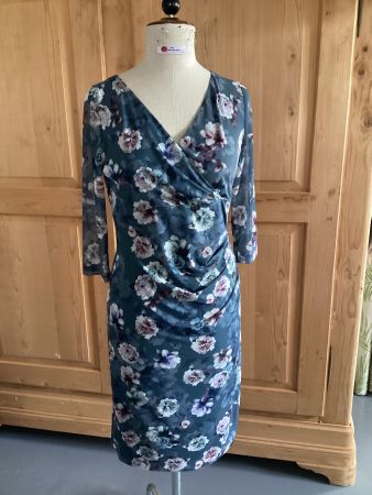Damenkleid Gr38/40 SWING