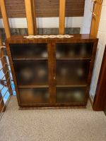 Antike Vitrine
