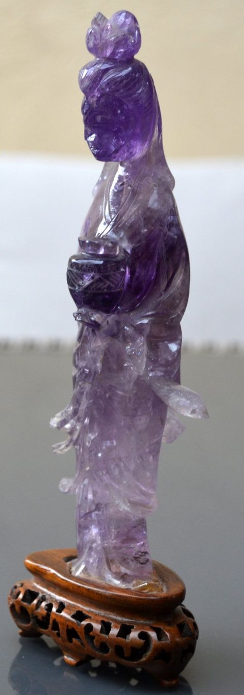 Minéraux & Lithothérapie: Amethystfigur / figurine en améthyste – D'occasion à Collonges par arashee 3